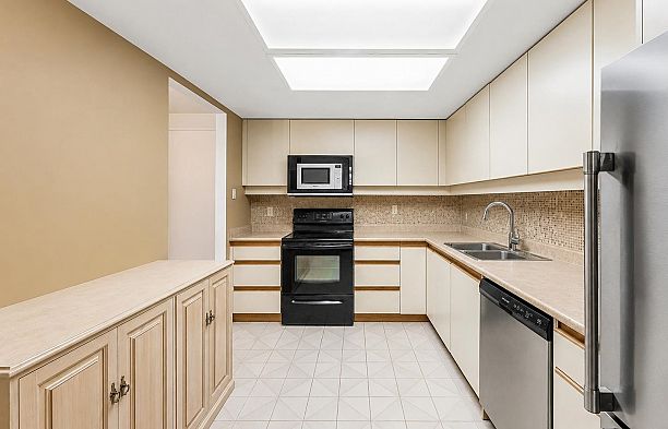 404 1470 Pennyfarthing Drive False Creek