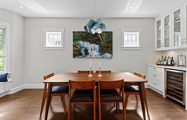 2416 W 8th Avenue Kitsilano