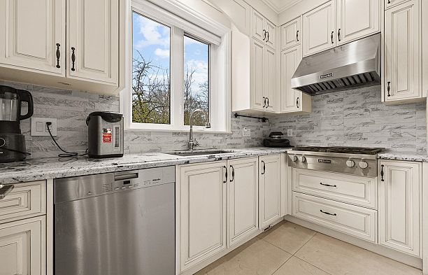 4307 W 13th Avenue Point Grey