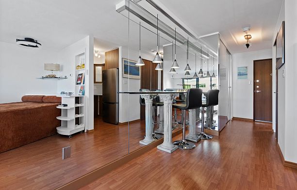 210 2450 Cornwall Avenue Kitsilano