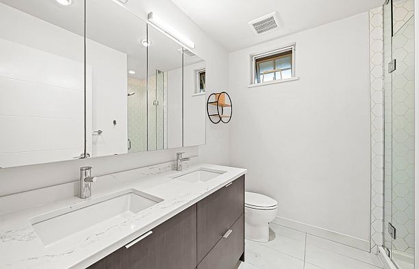 1038 Park Drive Marpole