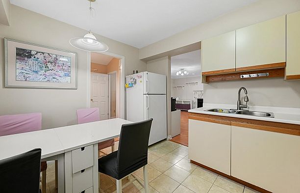 819 W 70th Avenue Marpole