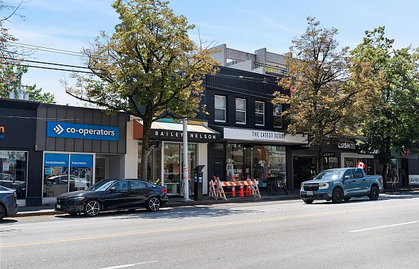 214 2190 W 7th Avenue Kitsilano