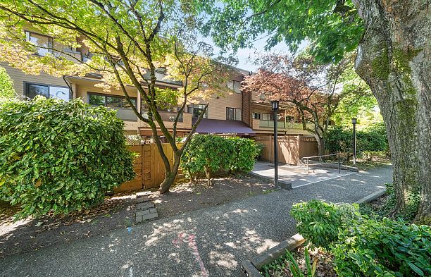 214 2190 W 7th Avenue Kitsilano