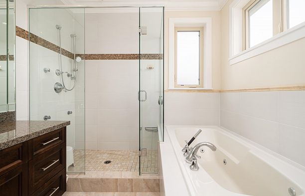 1683 W 64th Avenue South Granville