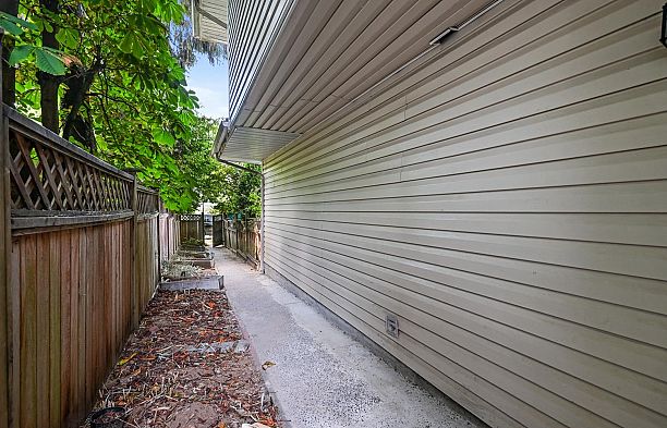 819 W 70th Avenue Marpole