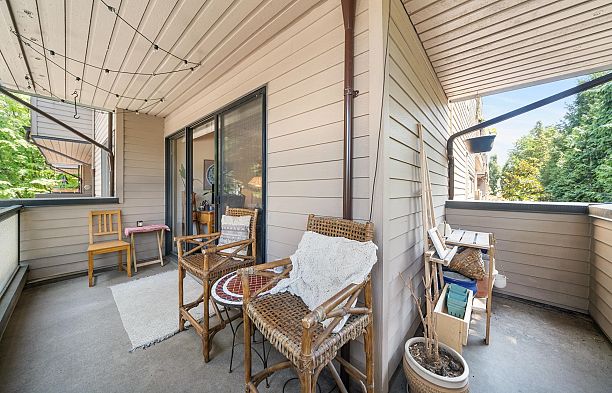 214 2190 W 7th Avenue Kitsilano