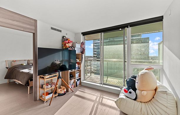 2003 455 SW Marine Drive Marpole