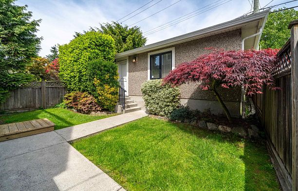 1683 W 64th Avenue South Granville
