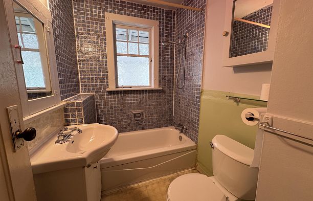 3481 W 10th Avenue Kitsilano