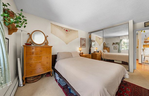 214 2190 W 7th Avenue Kitsilano