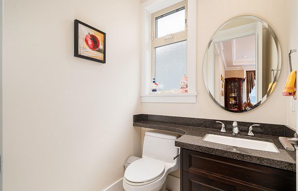 1683 W 64th Avenue South Granville