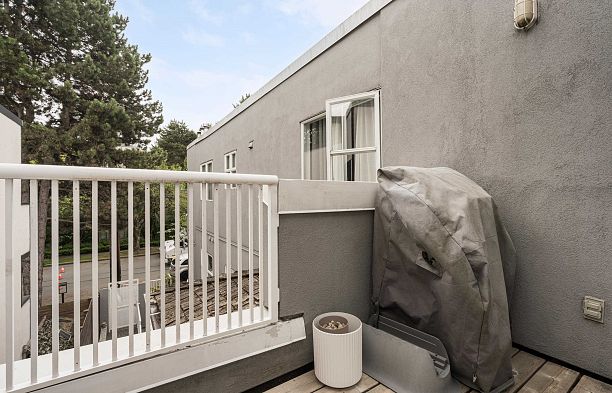 407 1333 W 7th Avenue Fairview VW