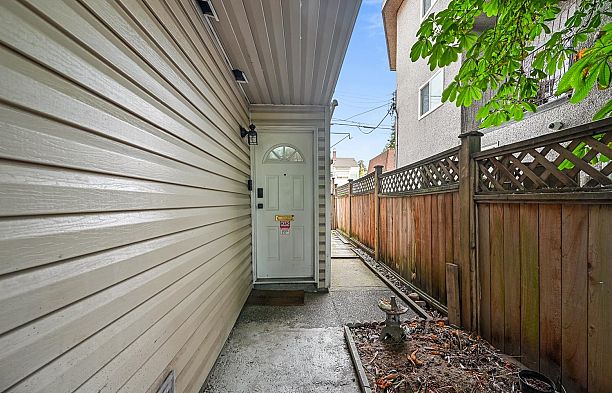 819 W 70th Avenue Marpole