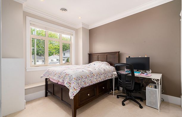 1683 W 64th Avenue South Granville