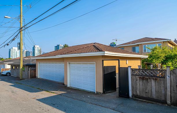 763 W 64th Avenue Marpole
