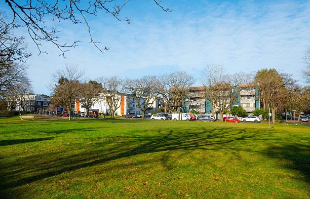 405 8775 Cartier Street Marpole
