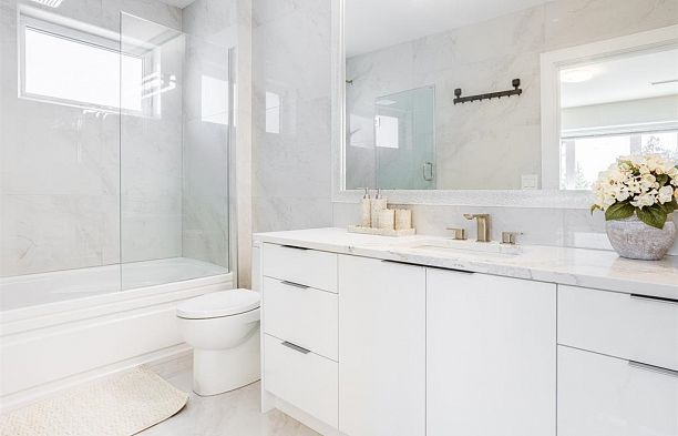 1470 W 57th Avenue South Granville