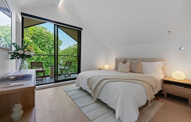1 2926 W 12th Avenue Kitsilano