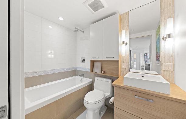 908 1783 Manitoba Street False Creek