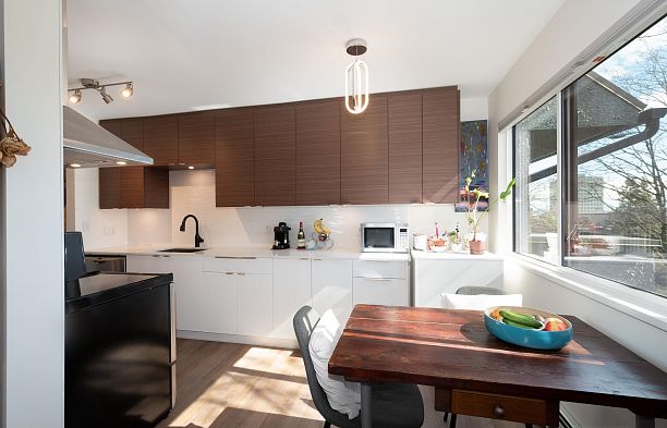 405 8775 Cartier Street Marpole