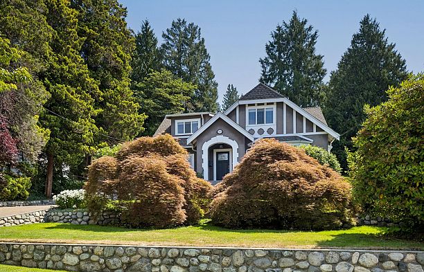 5808 Olympic Street Southlands