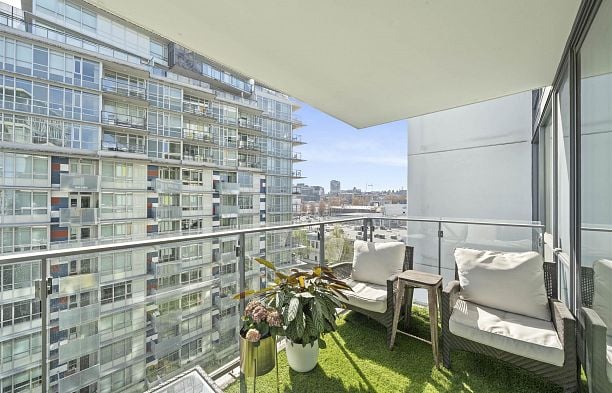 908 1783 Manitoba Street False Creek