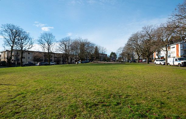 405 8775 Cartier Street Marpole