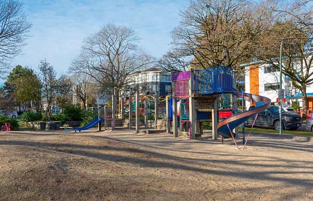 405 8775 Cartier Street Marpole