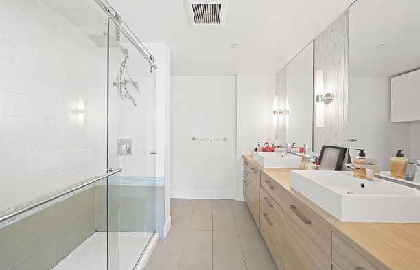 908 1783 Manitoba Street False Creek