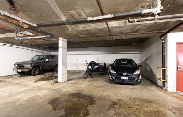 405 8775 Cartier Street Marpole