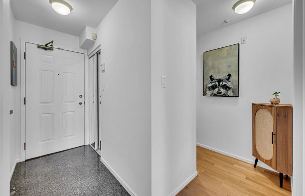 206 511 W 7th Avenue Fairview VW