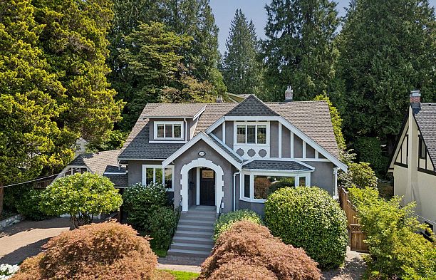 5808 Olympic Street Southlands