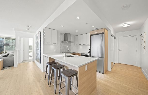 908 1783 Manitoba Street False Creek