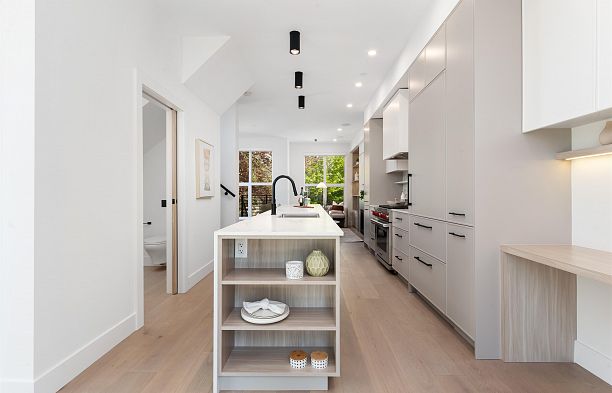 1489 W 52nd Avenue South Granville