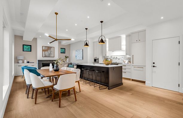 4090 Maple Crescent Quilchena
