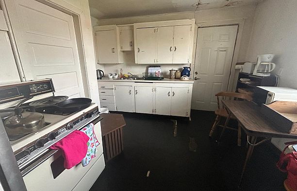 1243 E Broadway Mount Pleasant VE