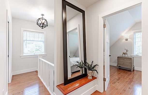 6713 Arbutus Street S.W. Marine