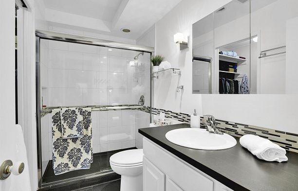 104 1424 Walnut Street Kitsilano