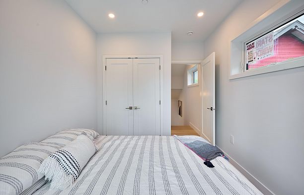 3674 W 1st Avenue Kitsilano