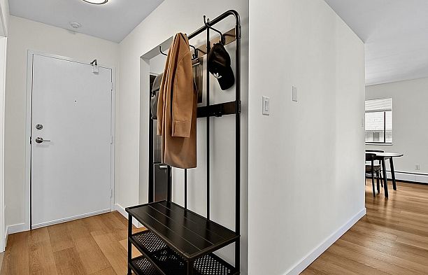 330 1844 W 7th Avenue Kitsilano