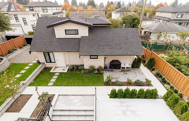 1196 W 48th Avenue South Granville