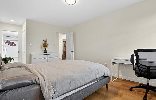 330 1844 W 7th Avenue Kitsilano