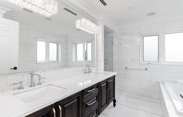 1196 W 48th Avenue South Granville