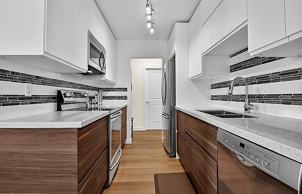 330 1844 W 7th Avenue Kitsilano