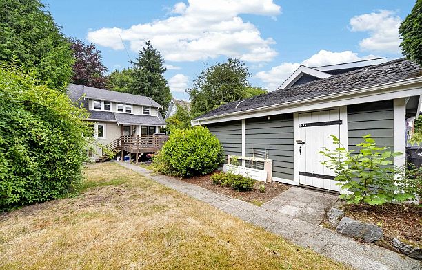 3884 W 20th Avenue Dunbar