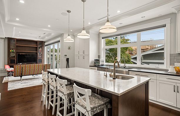 2011 W 36th Avenue Quilchena