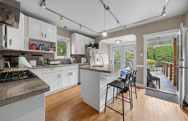 3884 W 20th Avenue Dunbar