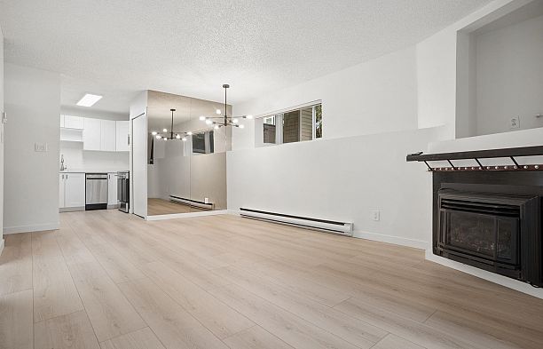 3 3250 W 4th Avenue Kitsilano
