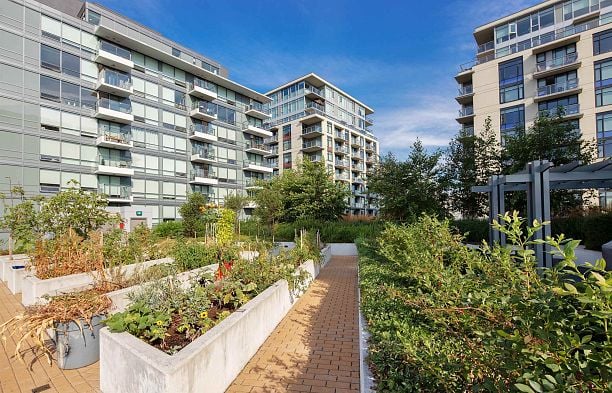 312 159 W 2nd Avenue False Creek
